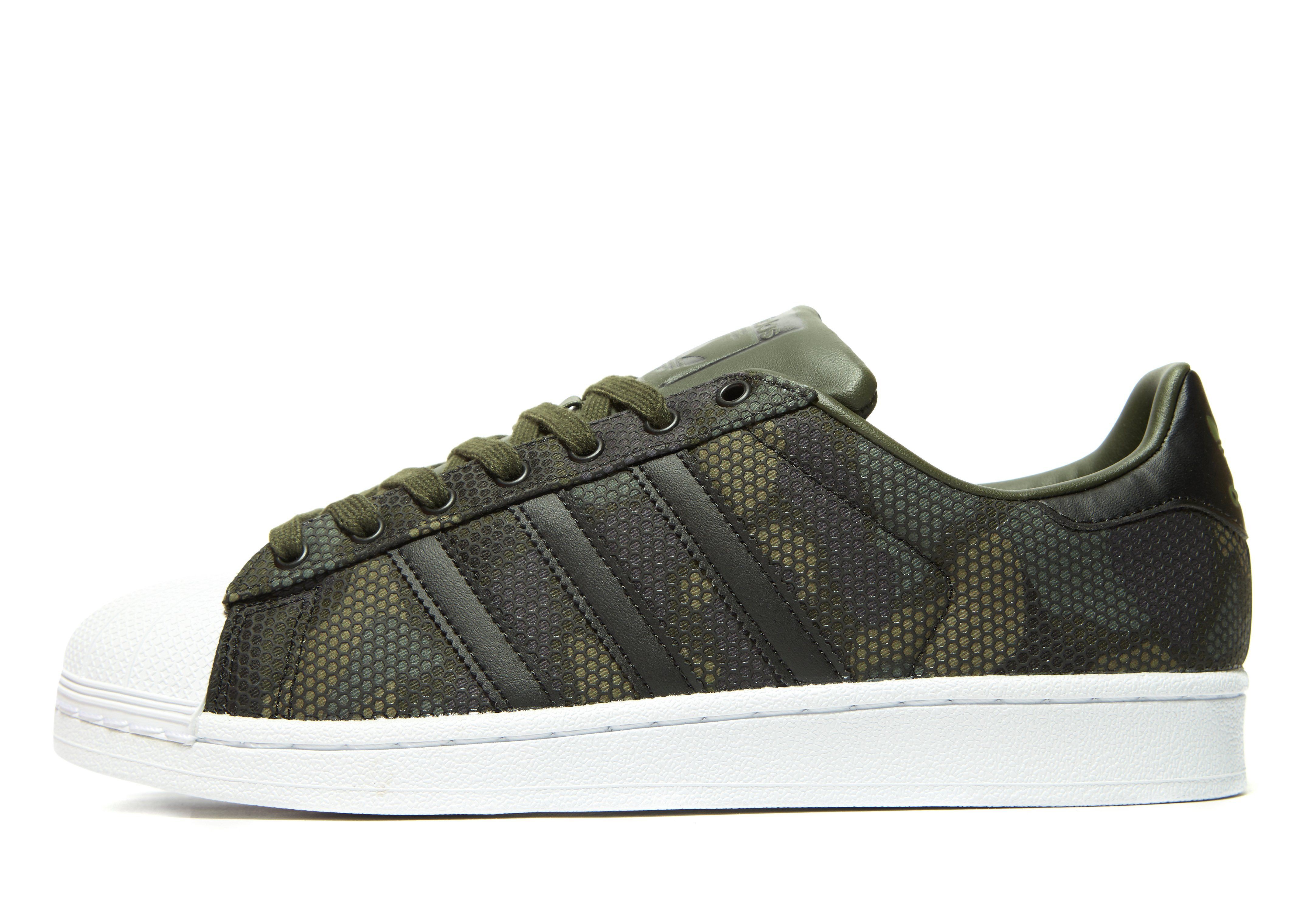 Basket adidas militaire outlet