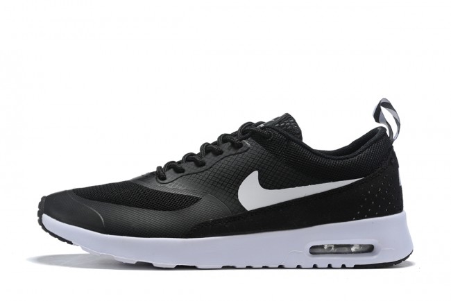 air max thea noir et blanche