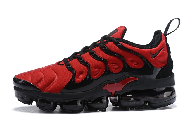 vapor max plus red black