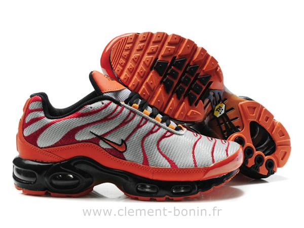 des requins chaussures