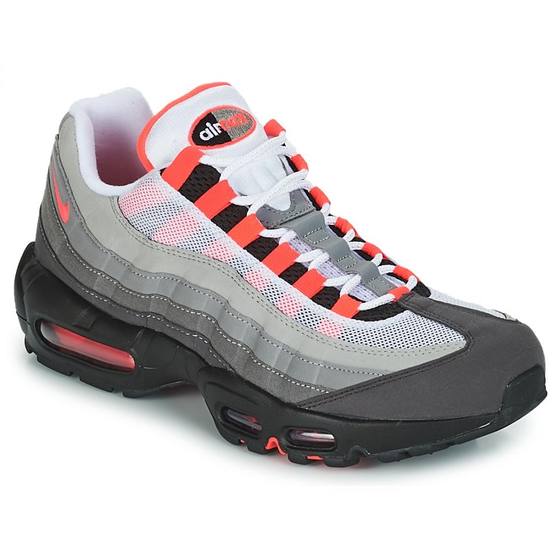 chaussure air max noir