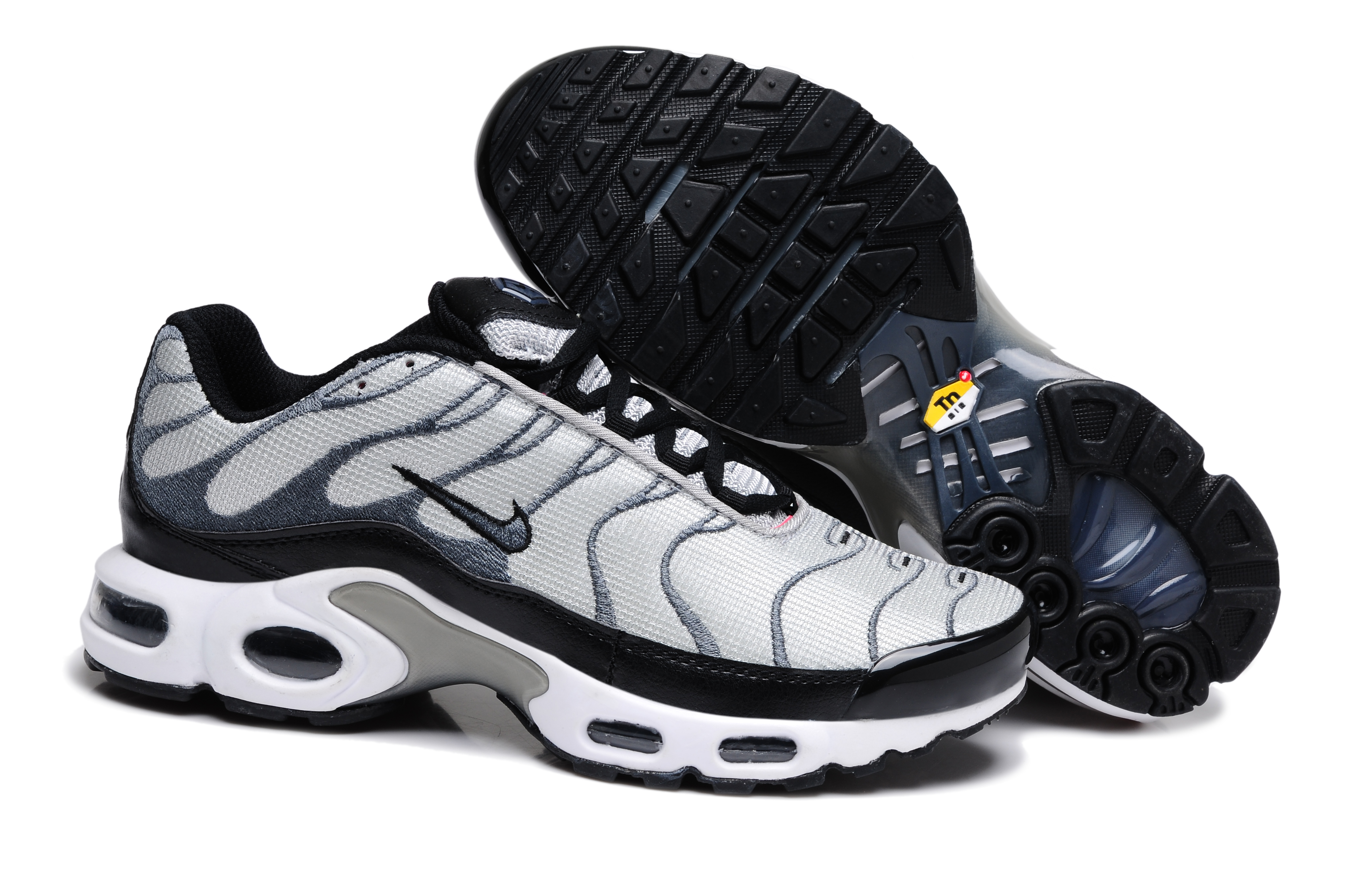 nike enfant montante