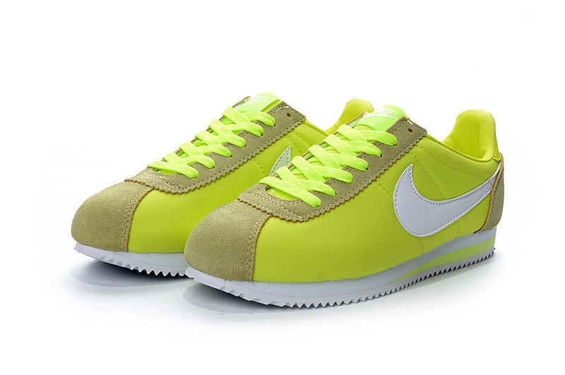 nike cortez verte