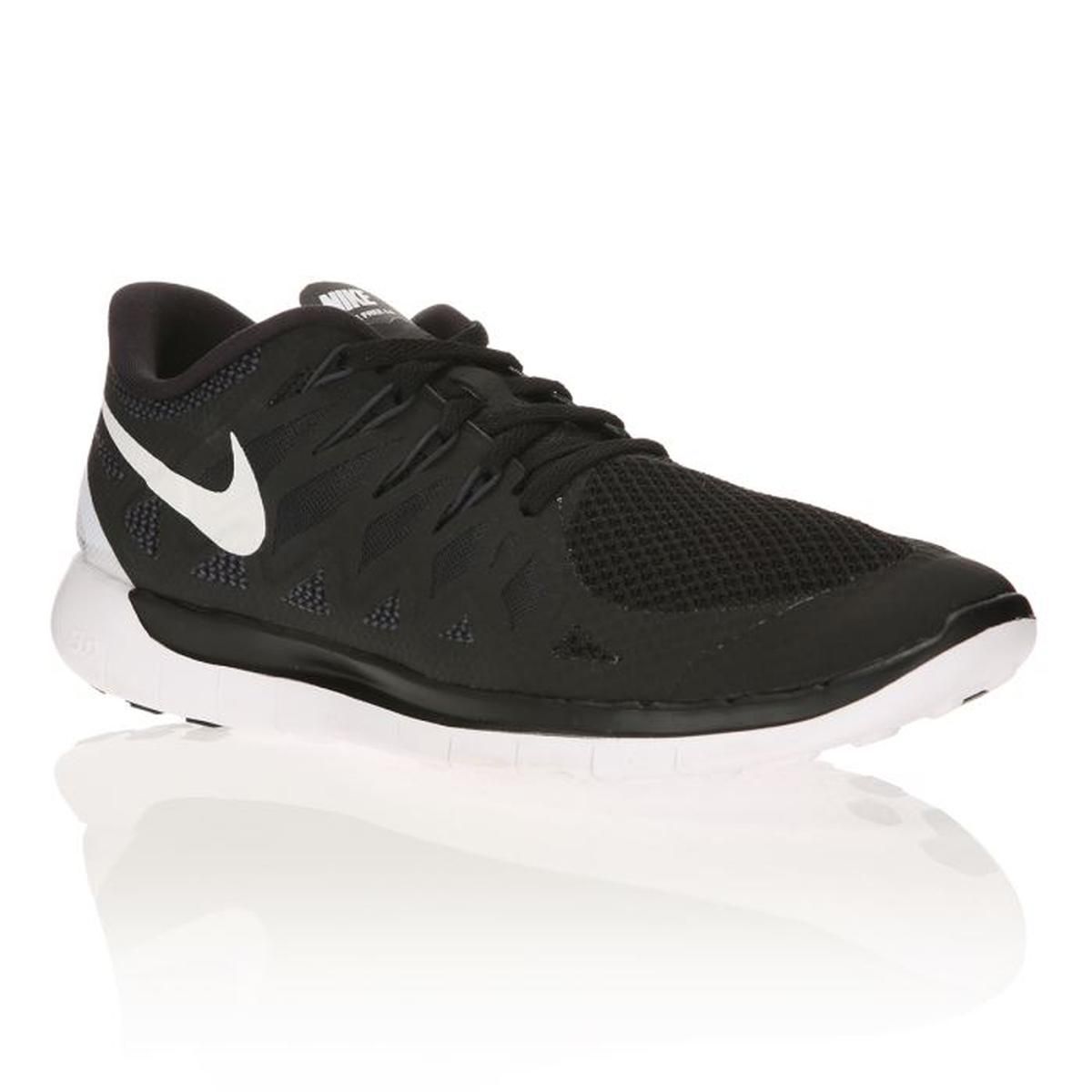 roshe run noir et blanc pas cher