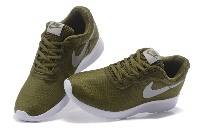 basket nike orange homme