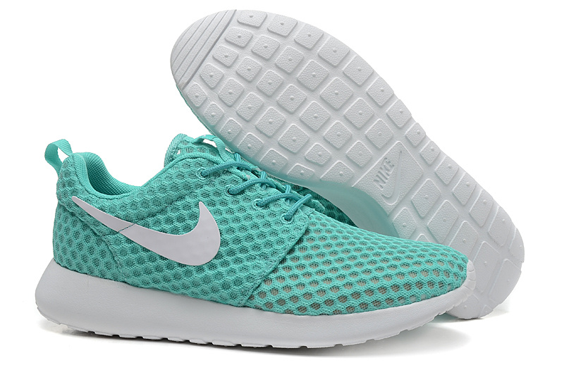 roshe run bleu clair